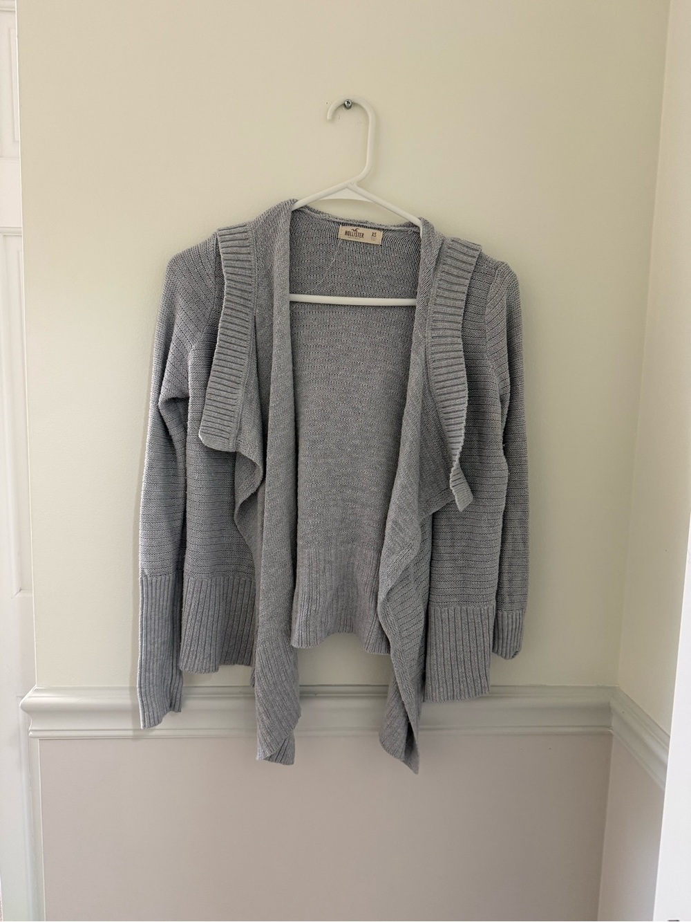 Hollister Light Gray Open-Front Waterfall Cardigan